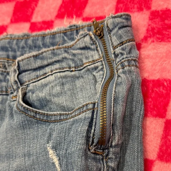 Distressed Blue Jeans for Women - Picture 4 of 7